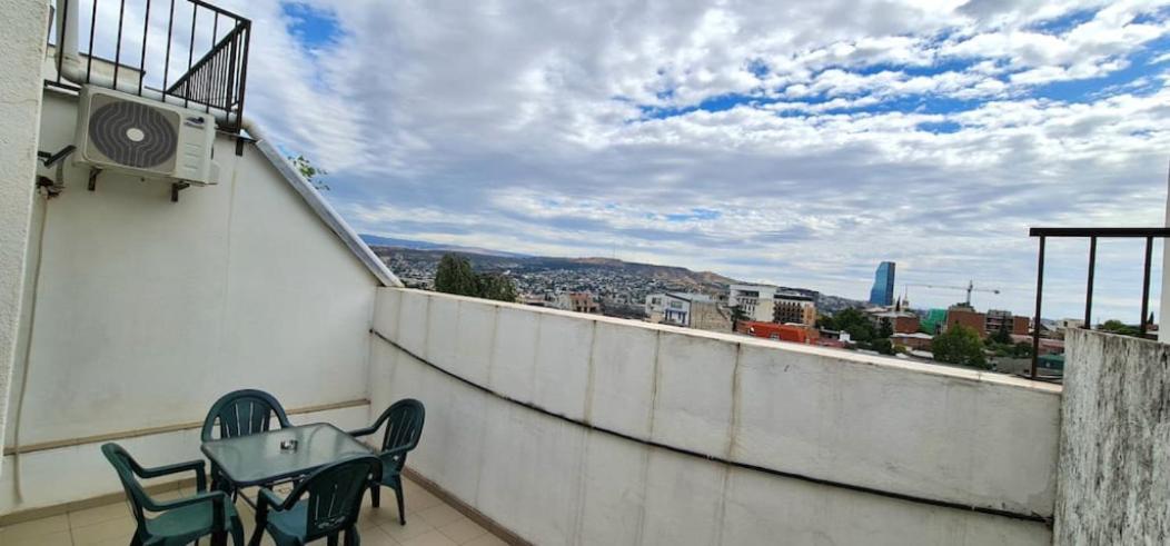Duplex Apartment In The City Center Tbilisi Zewnętrze zdjęcie
