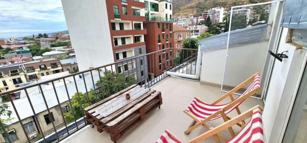 Duplex Apartment In The City Center Tbilisi Zewnętrze zdjęcie
